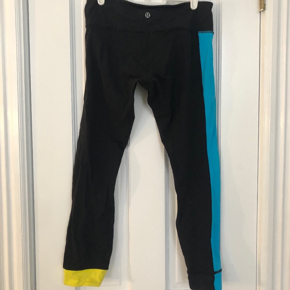 Rare lululemon cropped leggings - Size 4